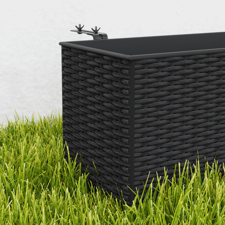 Set of Two Rattan-Effect Planters - Black