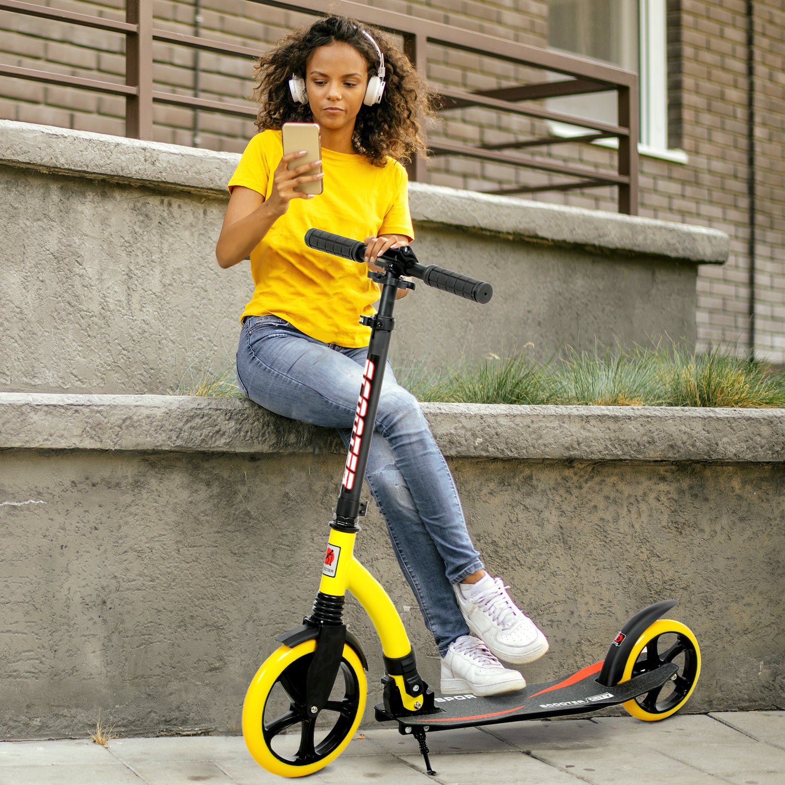 Foldable Kick Scooter with Double Shock Absorption and Big Wheels, Height Adjustable Aluminium Frame Big Wheel Scooter for 14+ Teens Adult - Yellow