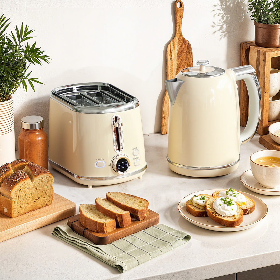 MCL Polished Retro 40-100°C Kettle and Toaster Set - Cream
