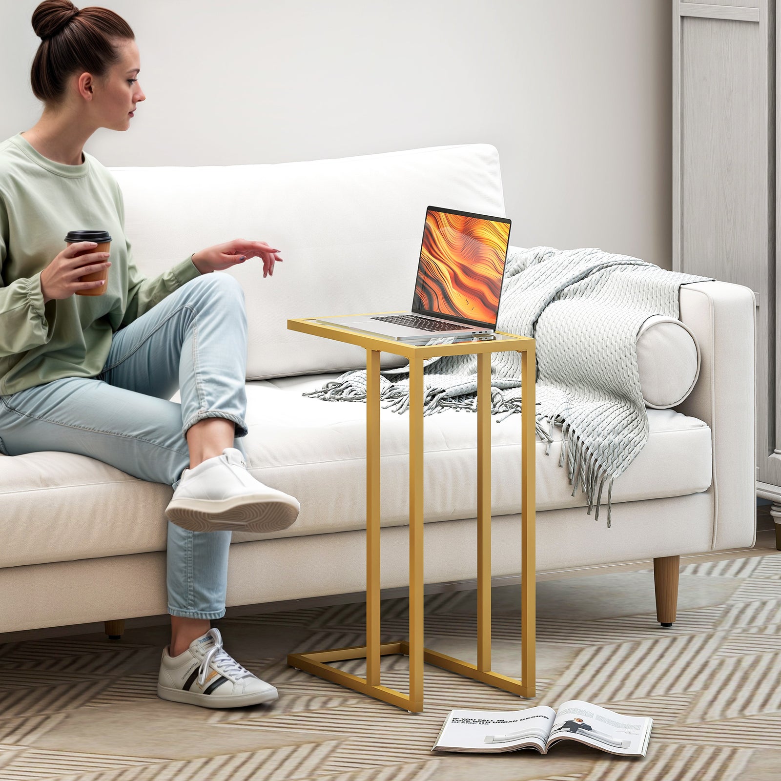 C-Shaped Side Table, Modern Slim End Table with Tempered Glass Tabletop, Steel Frame for Small Space, Living Room, Bedroom, Gold Tone