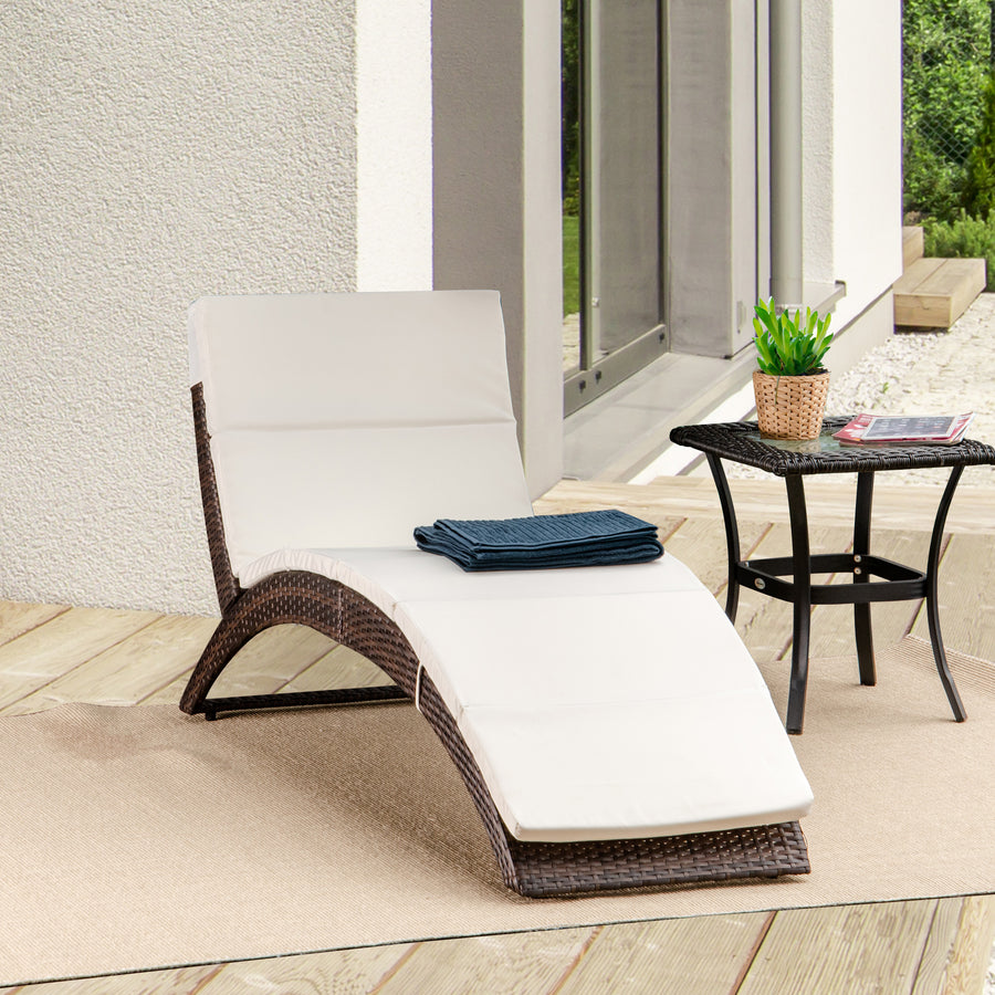 Outdoor Foldable PE Rattan Sun Lounger with Soft Padded Cushion, Ergonomic Curved Design Sun Bed for Garden, Balcony, Garden, Brown