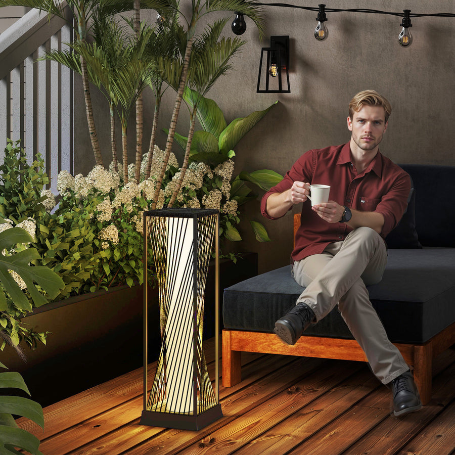 Garden Rattan Lamp, 77 cm Tall Solar Rattan Floor Lamp, Solar Garden Light with Auto On/Off LED Lights, IP44 Waterproof for Outdoor, Porch, Pathway, Deck, Grey