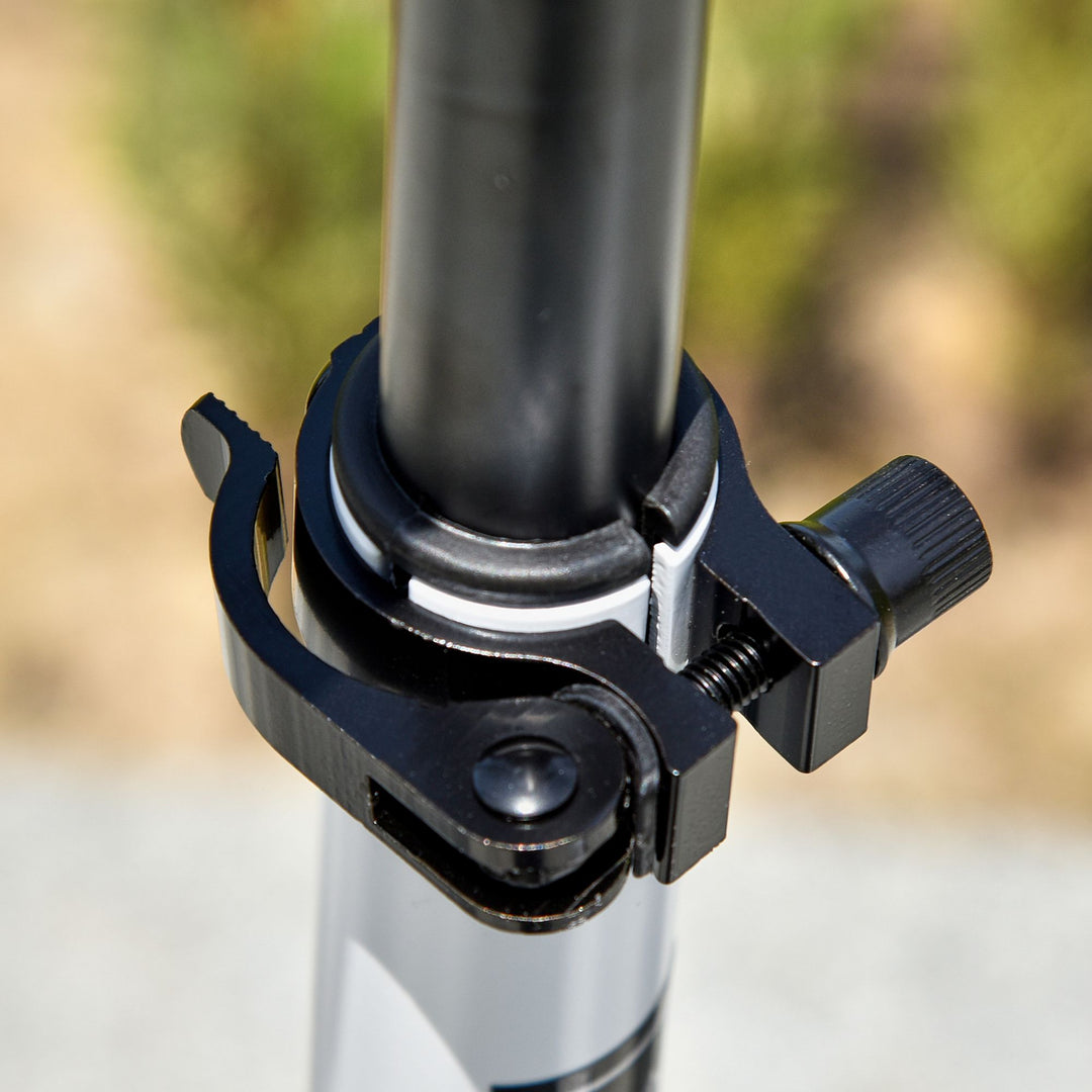 MCL Folding Kick Scooter, Adjustable Ride On Scooter with 200mm Big Wheels and Double Shock Absorption, Urban Scooter for 14+ Teens Adult, White