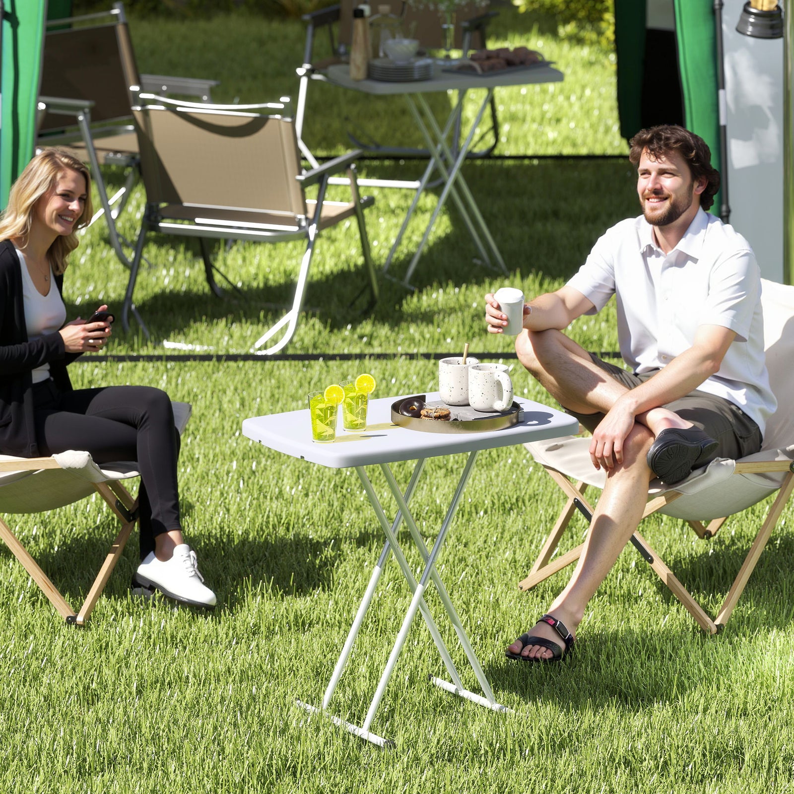 Minimal Folding Outdoor Table - White