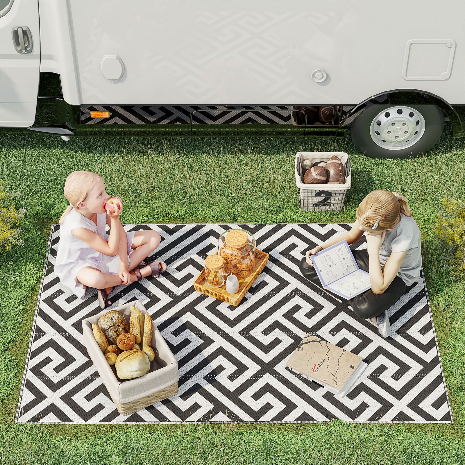Outdoor Rug Reversible Mat Plastic Straw Rug Portable RV Camping Mat for Garden Deck Picnic Indoor, 121 x 182 cm (4 x 6 ft), Black & White