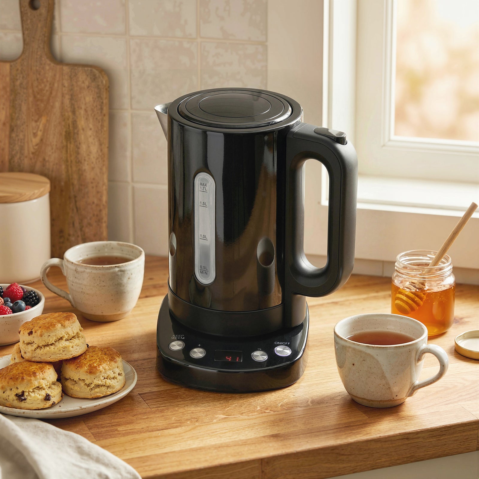 Electric Kettle, 1.7L, Fast Boil, 3kW Water Kettle with UK Strix Therm