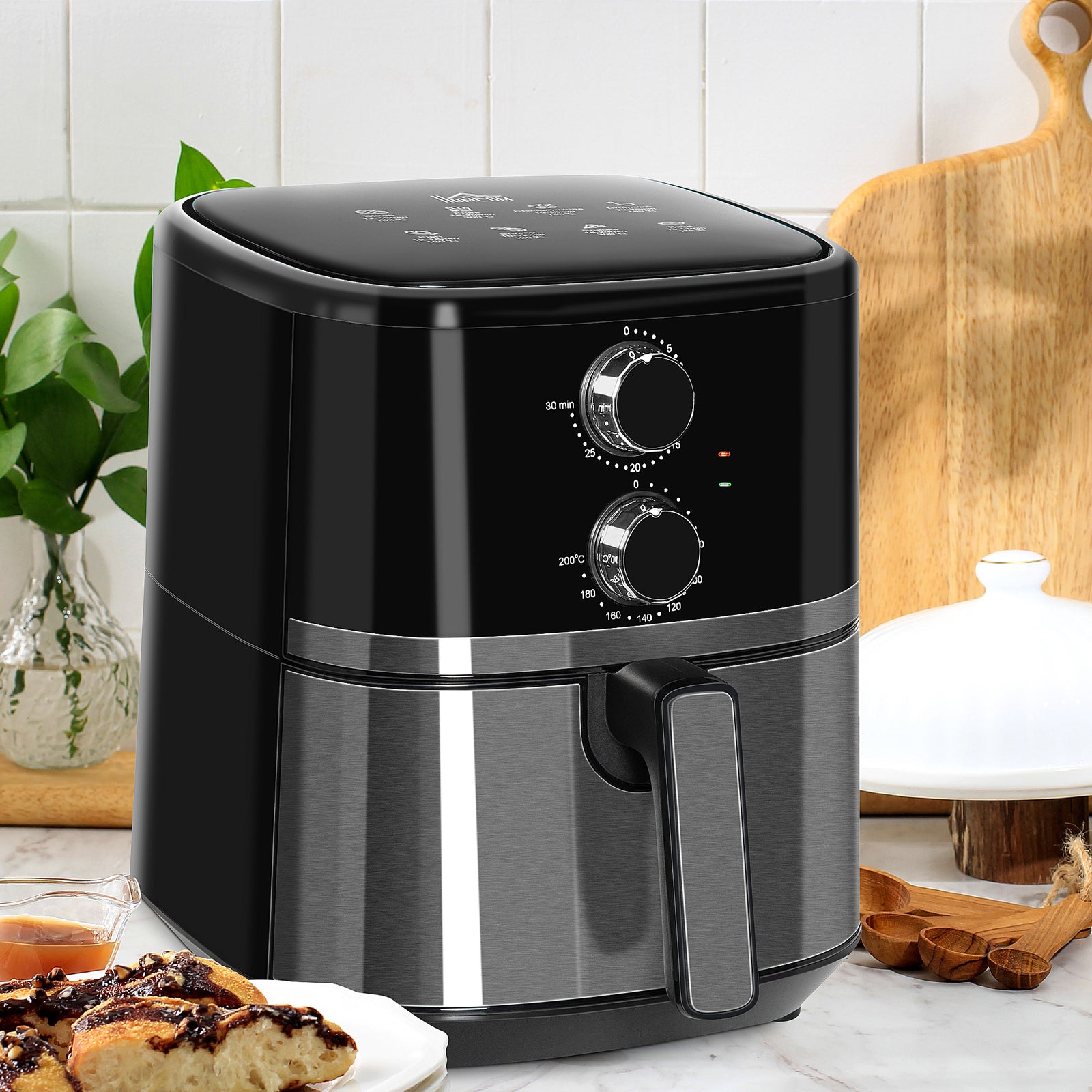 4.5L Air Fryer, 1500W Air Fryer Oven with Rapid Air Circulation, Adjustable Temperature, Timer and Nonstick Basket for Oil Less or Low Fat Cooking, Black