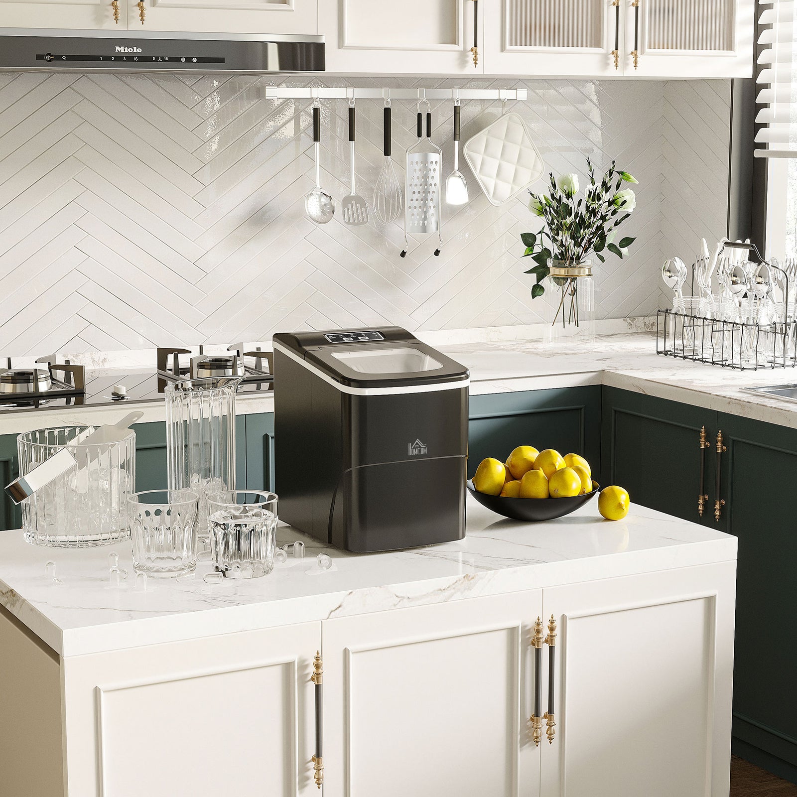 Countertop Ice Machine, 12Kg in 24 Hrs, 9 Cubes Ready in 8 Mins, Portable Ice Cube Maker with Self-Cleaning, Ice Scoop and Basket for Home, Kitchen, No Plumbing Required, Black