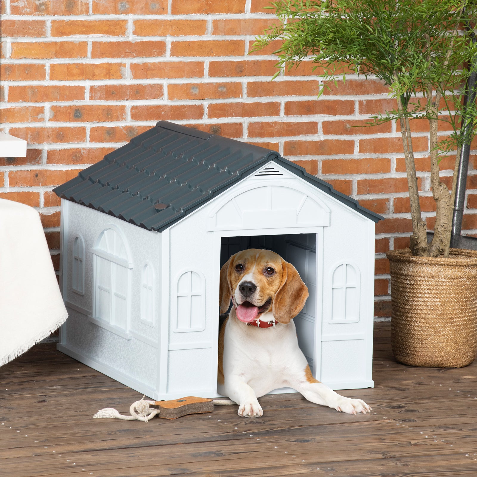Plastic Weather-Resistant Dog House, for Indoors and Outdoors, Medium Dogs - Grey