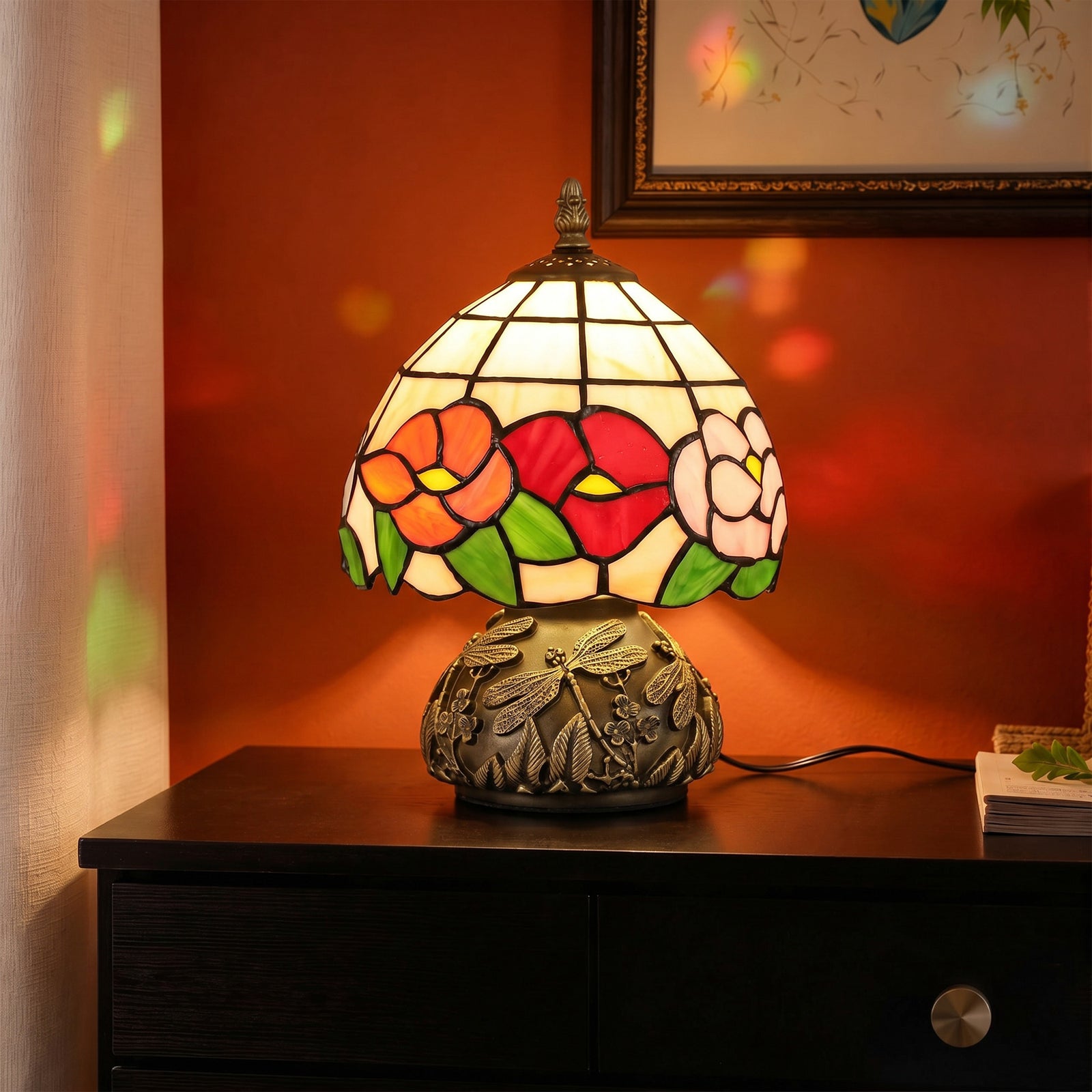 Handcrafted Classic Stained Glass Bedside Lamp, Tiffany-Style Table La