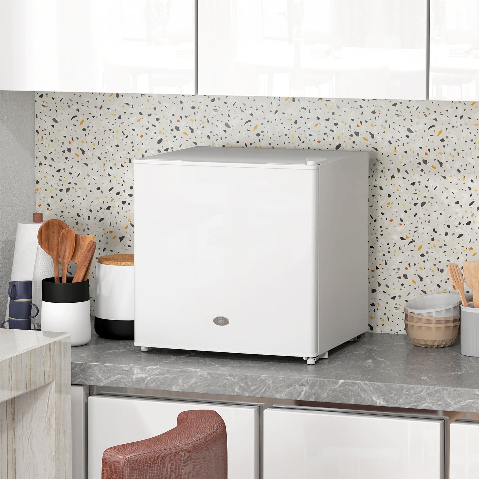35L Mini Freezer, -24℃ to -14℃ Temperature - White