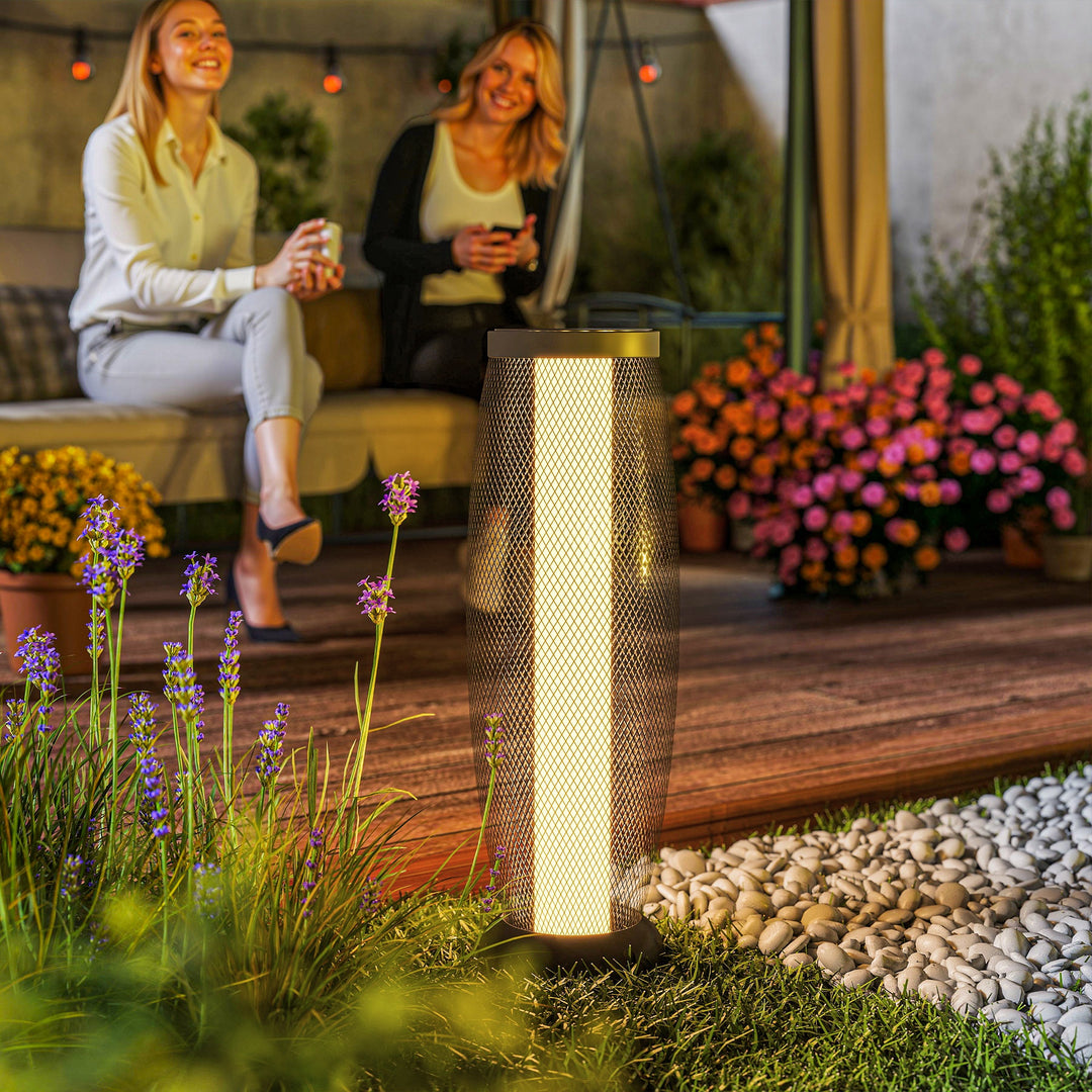 Garden Solar Lamp, 71.5 cm Tall Metal Floor Lamp, Auto On/Off LED Solar Garden Light with Metal Wire Shade, IP44 for Outdoor, Porch, Pathway, Terrace, Black