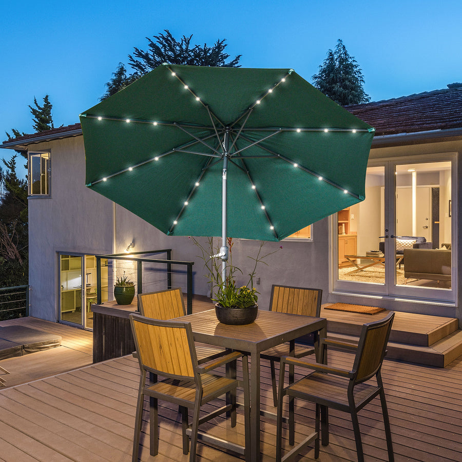 2.7m Patio Garden Umbrella Outdoor Parasol with Tilt Crank and 24 LEDs Lights (Green)