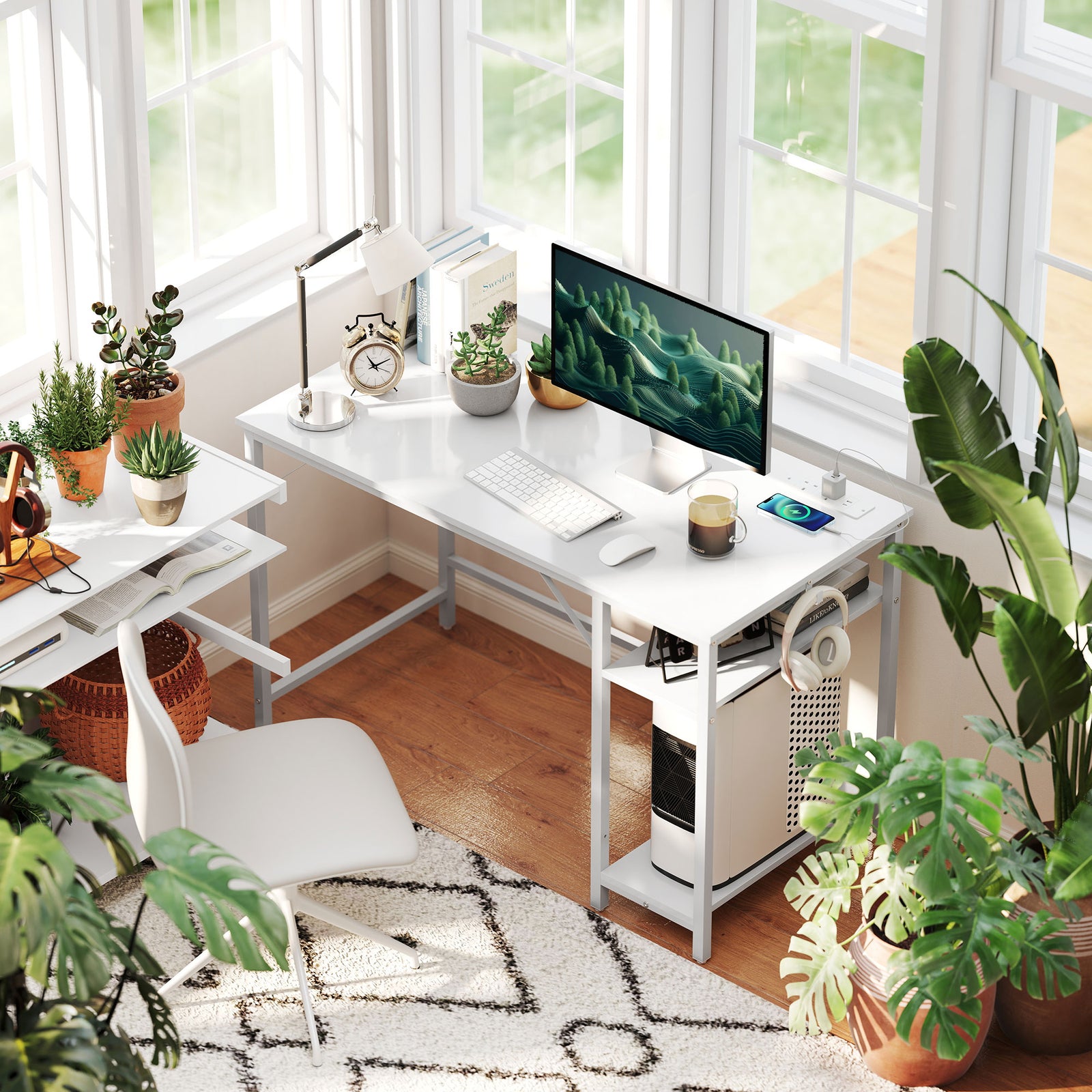 Computer Desk, with Power Sockets - White