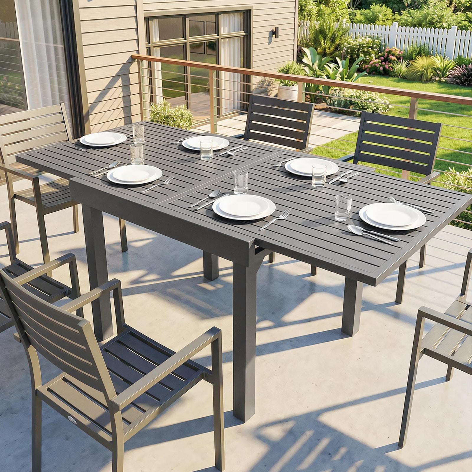 Extending Garden Table for 4-8 People, Aluminium Outdoor Dining Table 