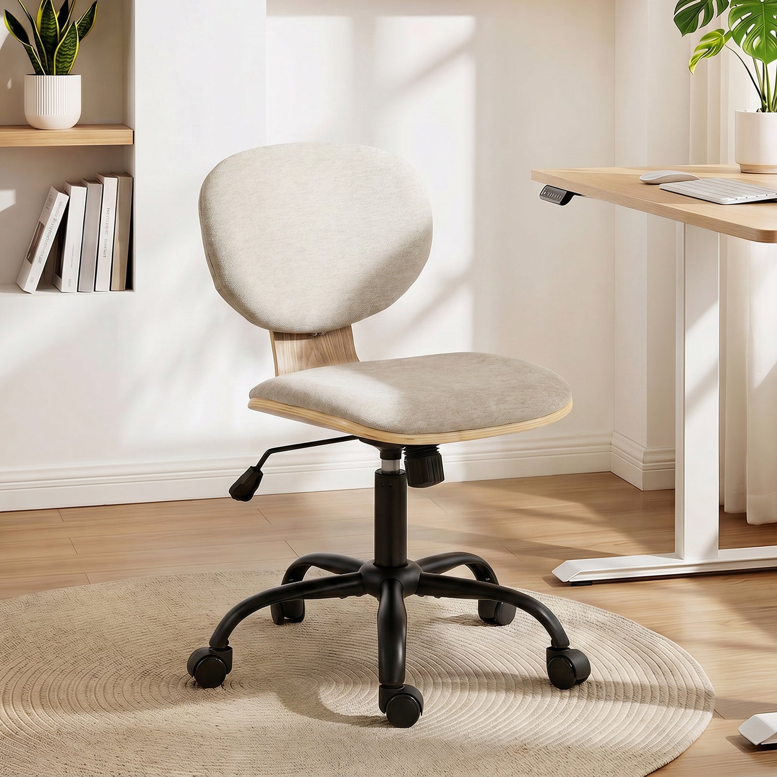 Home Office Desk Chair Rocking Function Ergonomic Swivel Chair with PU